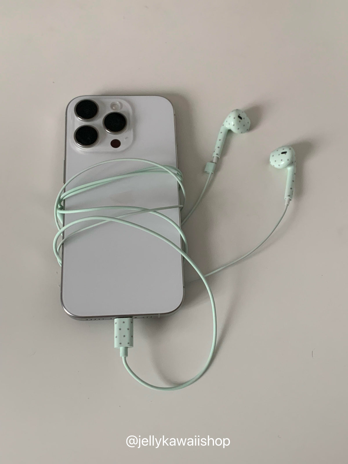 Polka-dot Coloured Wired Earbuds with Microphone in-Ear Headphones