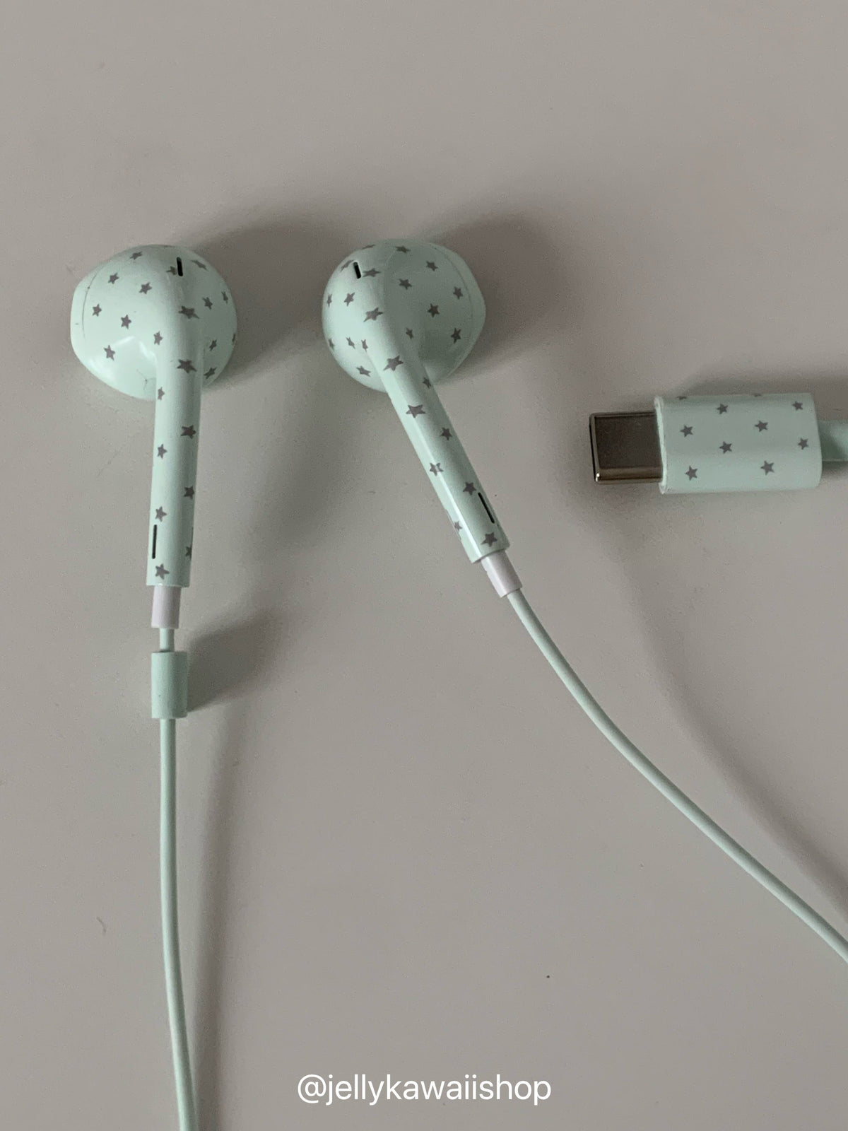 Polka-dot Coloured Wired Earbuds with Microphone in-Ear Headphones