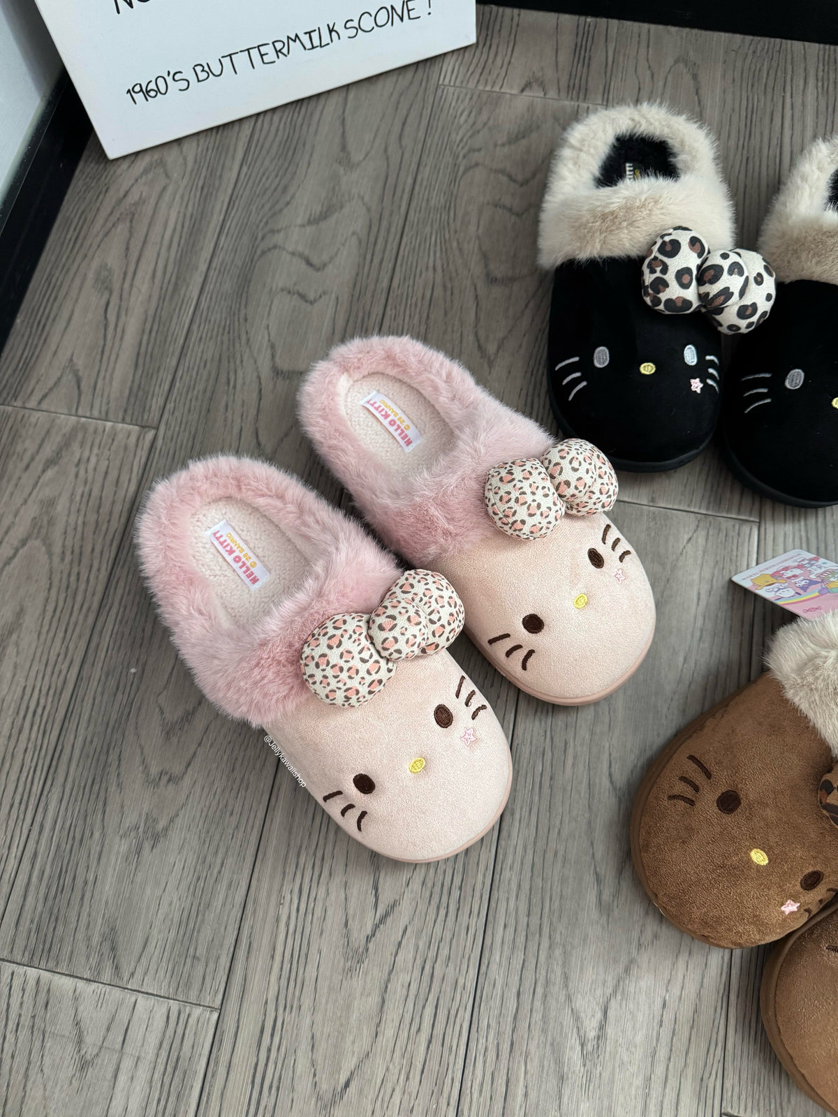 Hello Kitty Leopard Print Bow Fuzzy Slippers