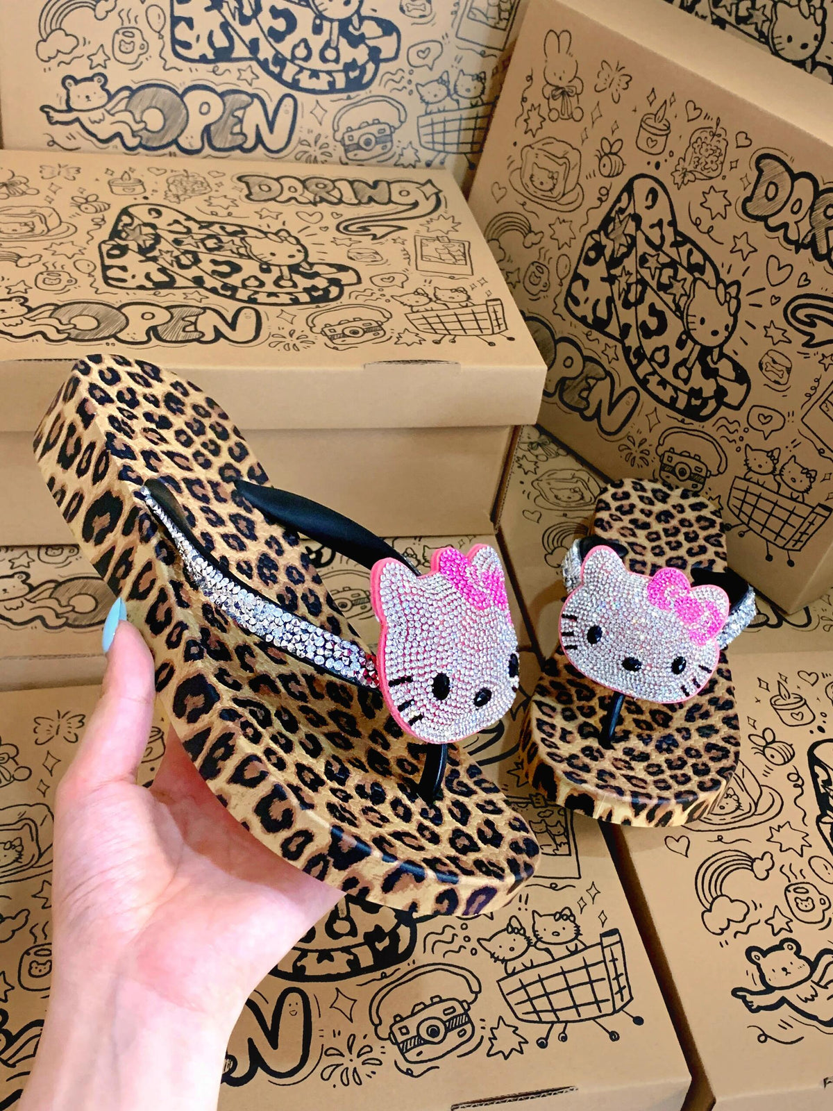 Hellokitty Handmade Rhinestone Leopard Print Women's Sandals Non-Slip Flip Flops