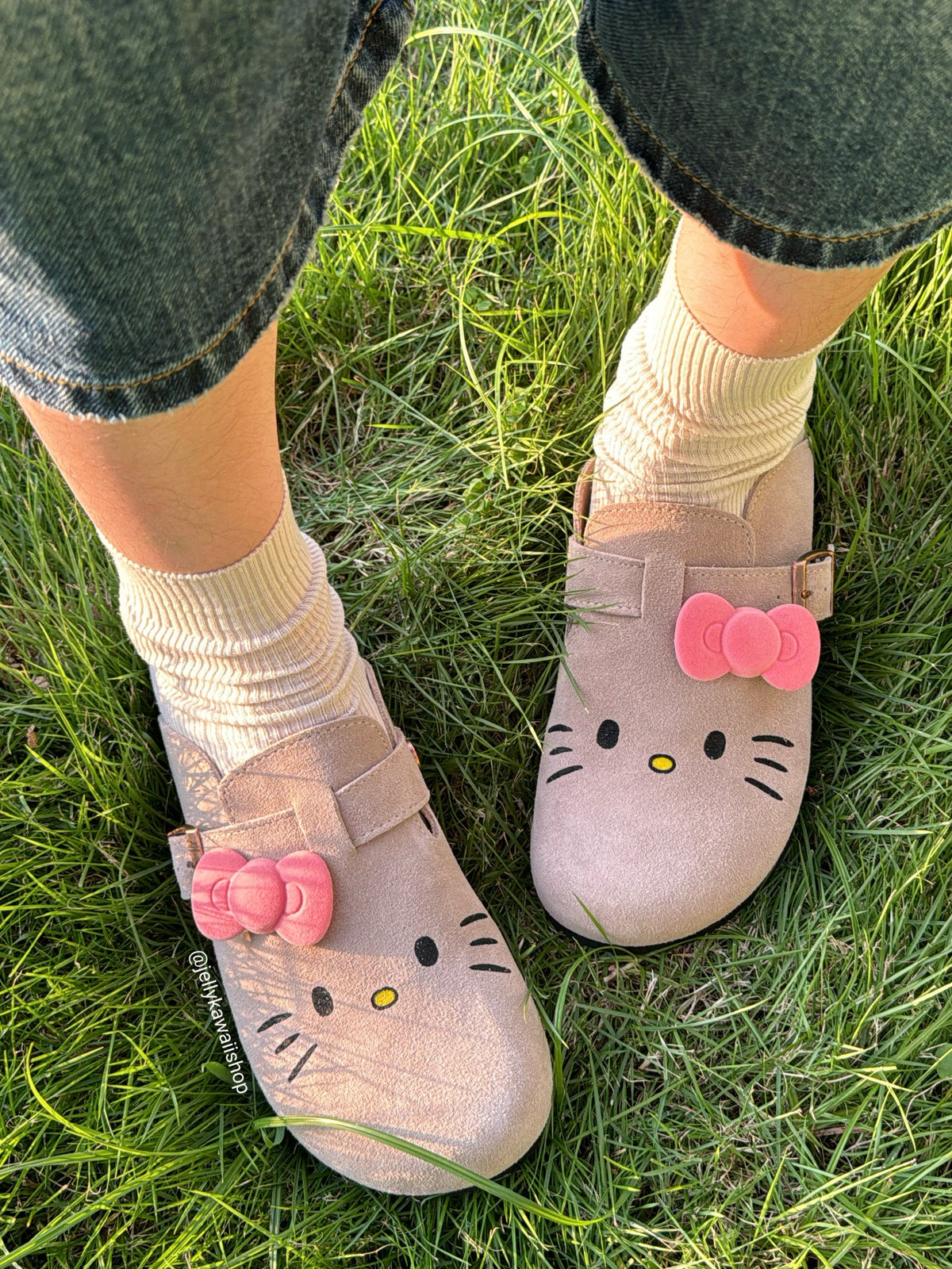 Hellokitty Suede Clogs Potato Shoes with Arch Support