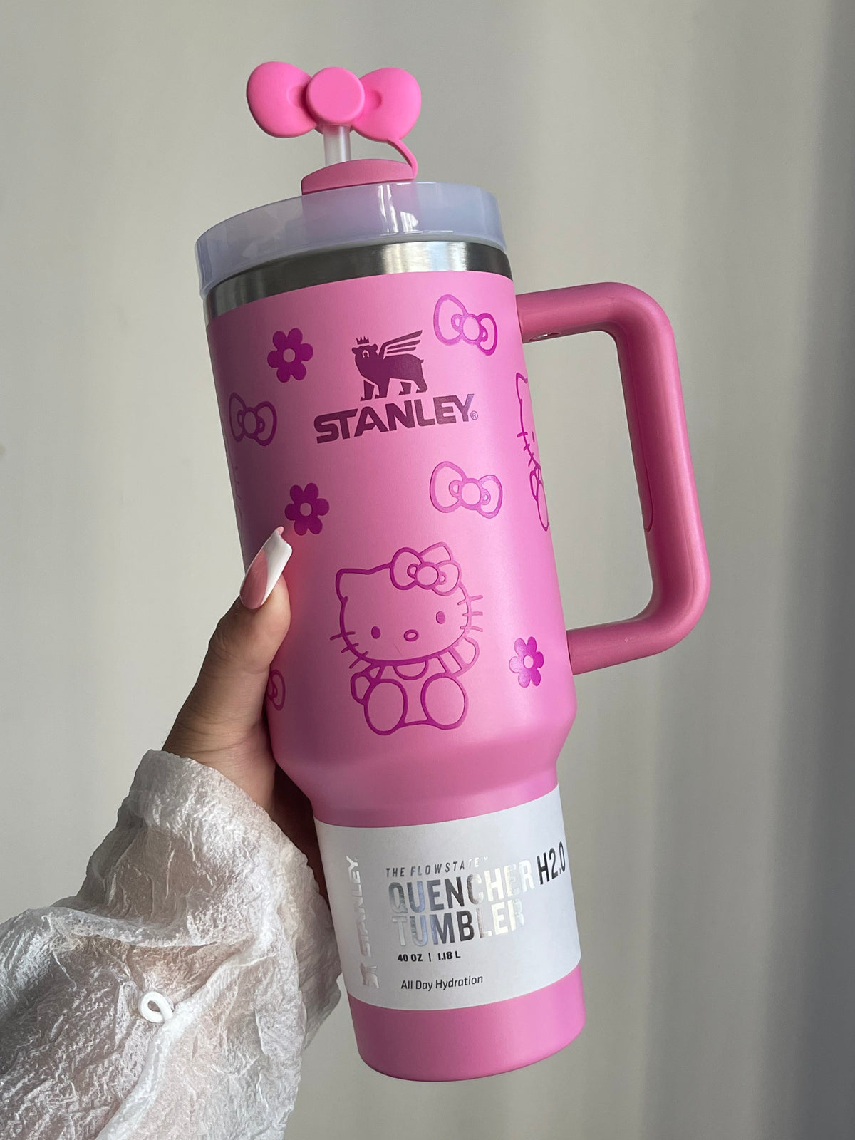SipSweetie｜Hellokitty In-Car Insulated Cup 1200 ml Tumbler with Handle Stainless Steel Insulated Cup with Lid #0028