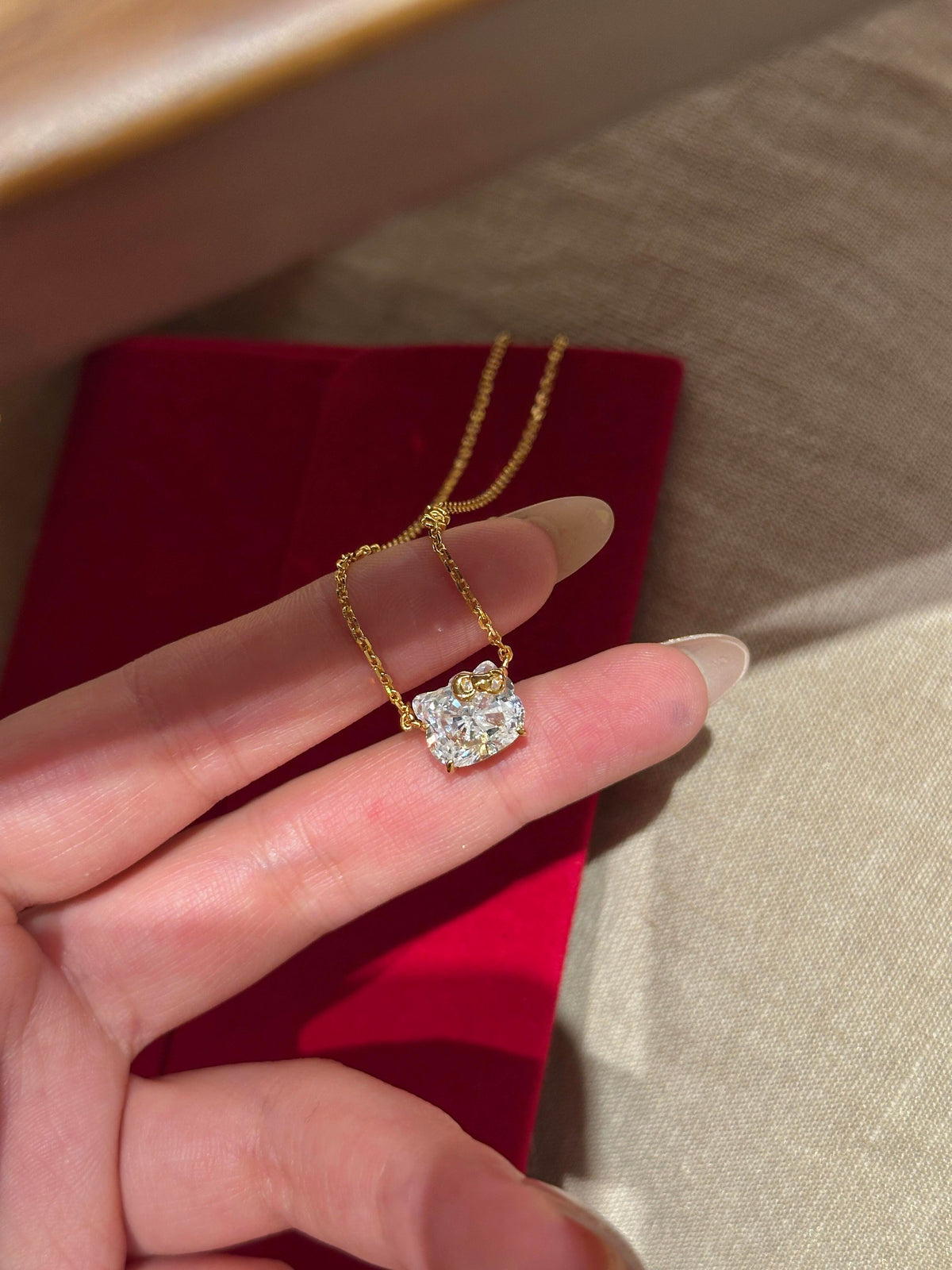 Hellokitty Shape White Zirconia Silver Ring