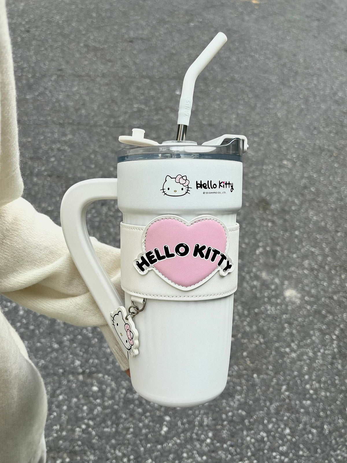 Sanrio 40 oz Tumbler with Handle & Carrier Bag
