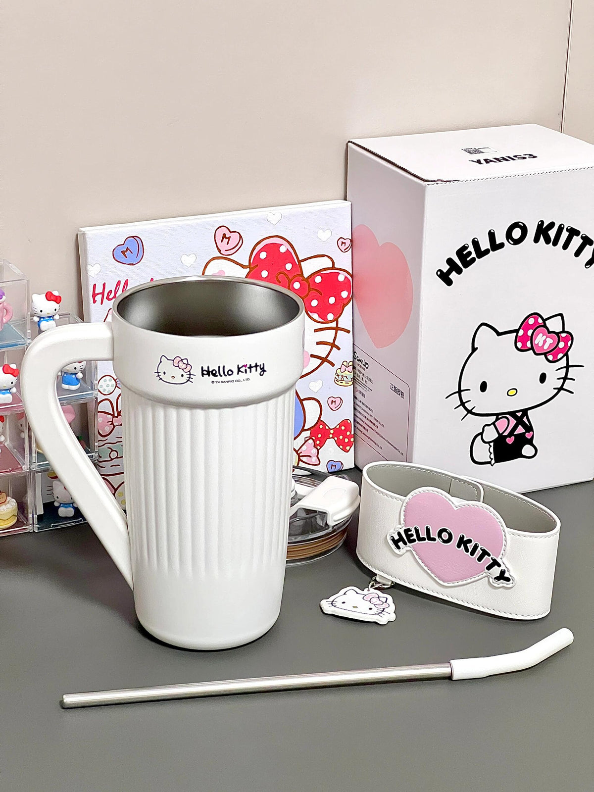 Sanrio 40 oz Tumbler with Handle & Carrier Bag