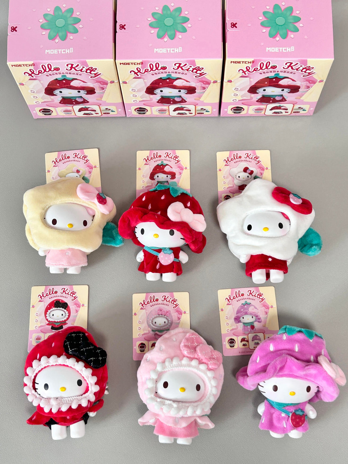Hellokitty Berryland Outfit Blind Box