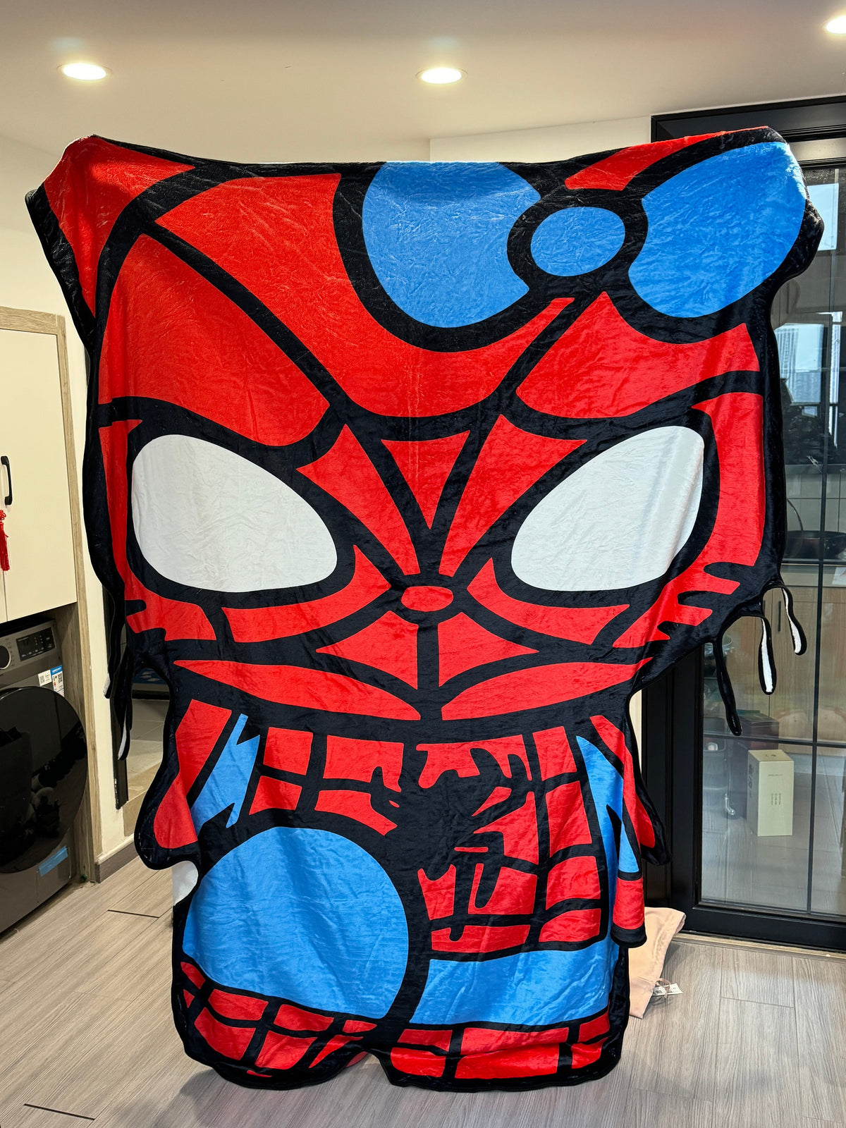 KT x Spiderman Shape Flannel Blanket