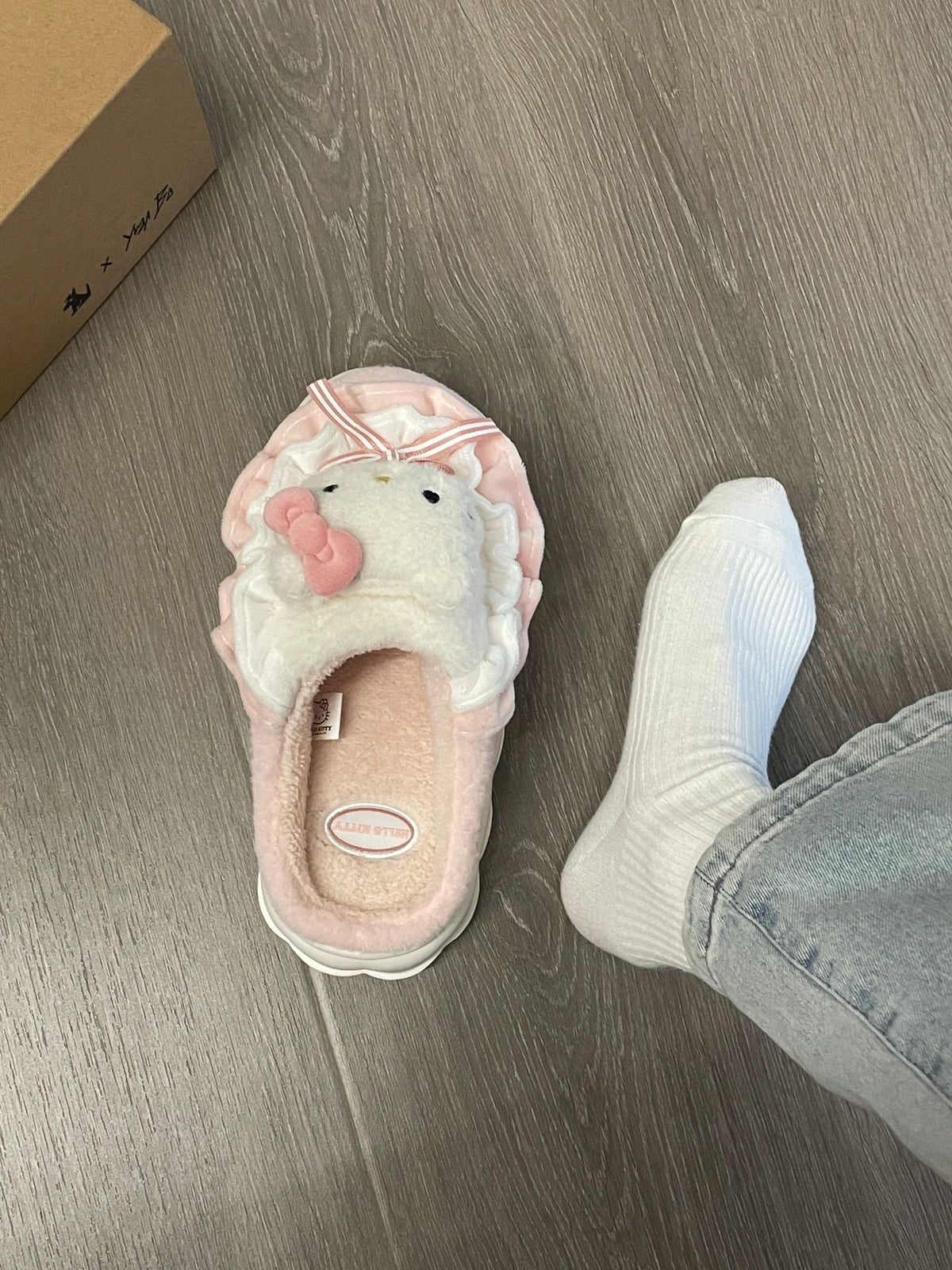 KT Fuzzy Fluffy Slippers Women Kawaii Slippers for Women Fluffy Kawaii House Slippers Cute Slippers