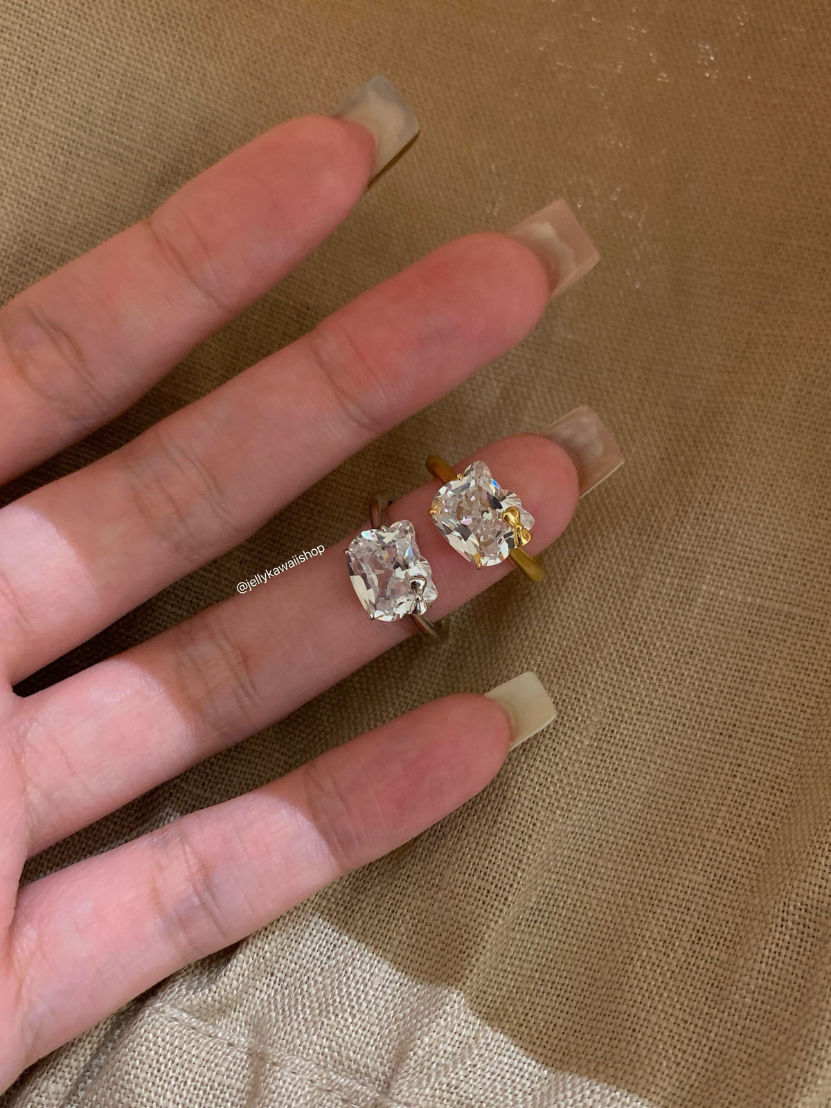 Hellokitty Shape White Zirconia Silver Ring