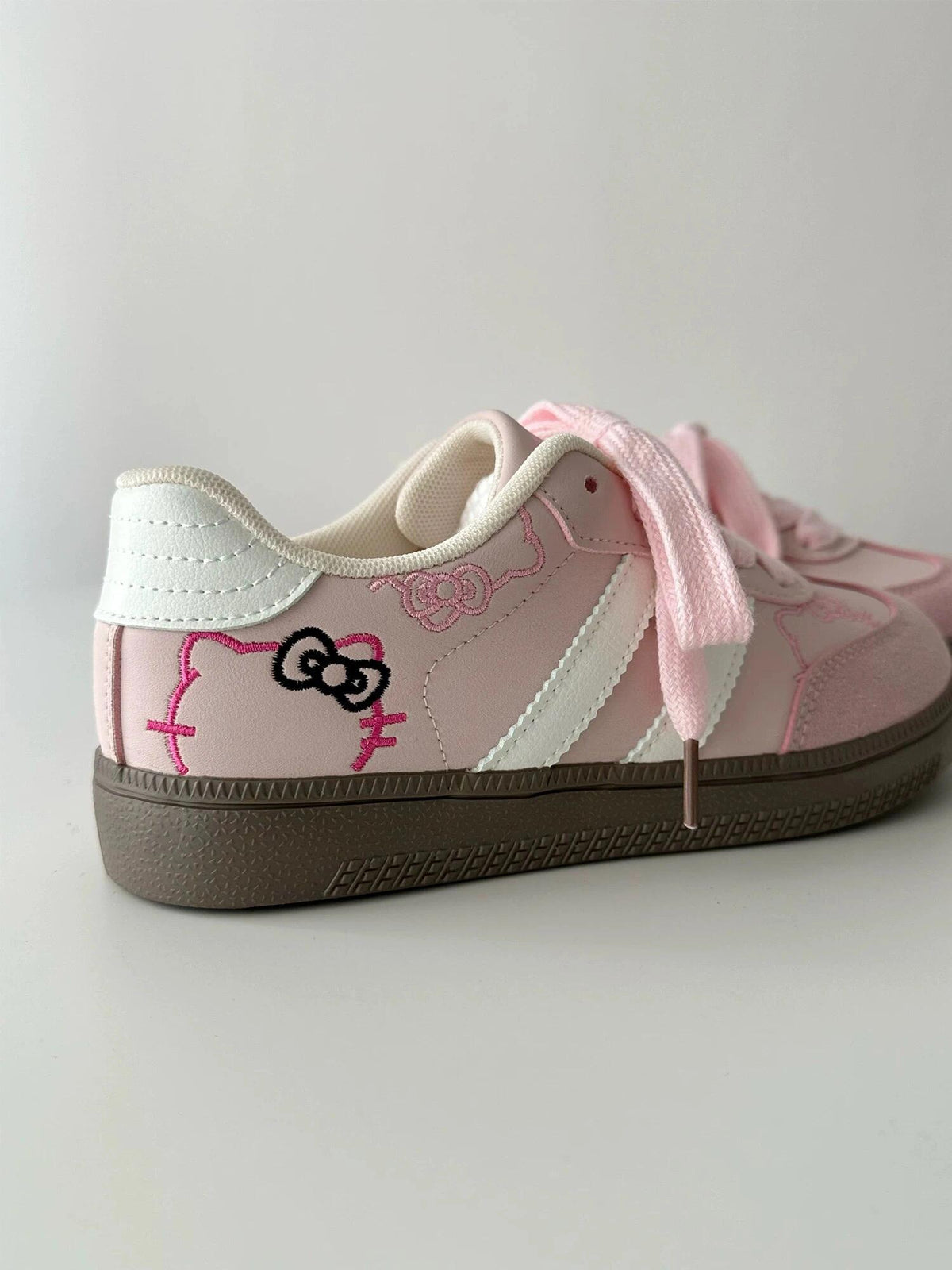 Hellokitty Embroidery Cute Sneakers Classic Shoes